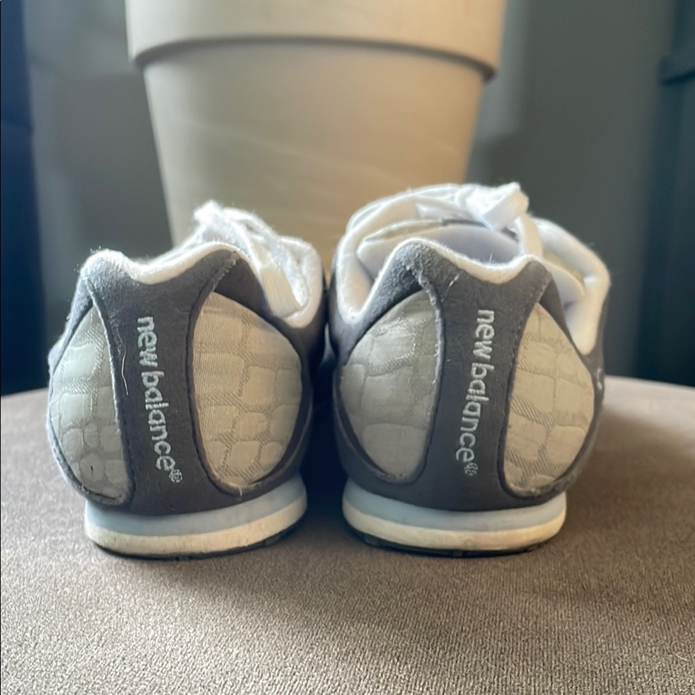 New Balance 442 Gray & White Sneakers Women's 8